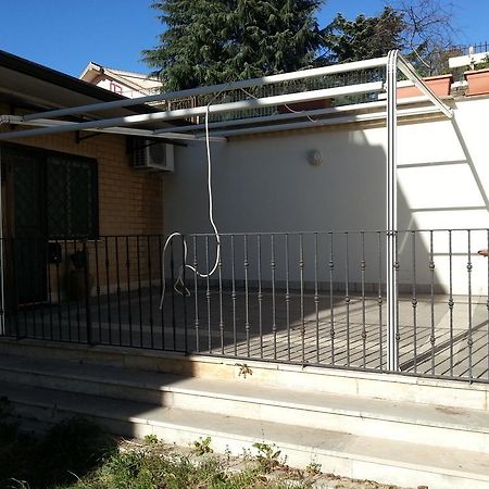 Apartamento Casa Livia Metro C Bolognetta Roma Exterior foto